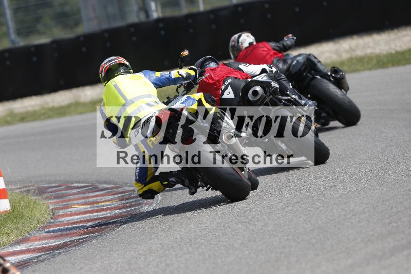 Archiv-2025/29 21.06.2025 PROMAX ADR/Gruppe gruen/backside